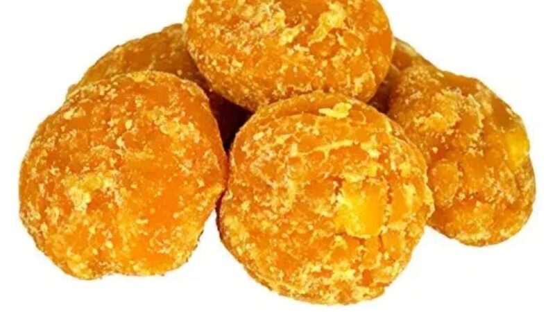 गुड़ खाने का फायदा और नुकसान